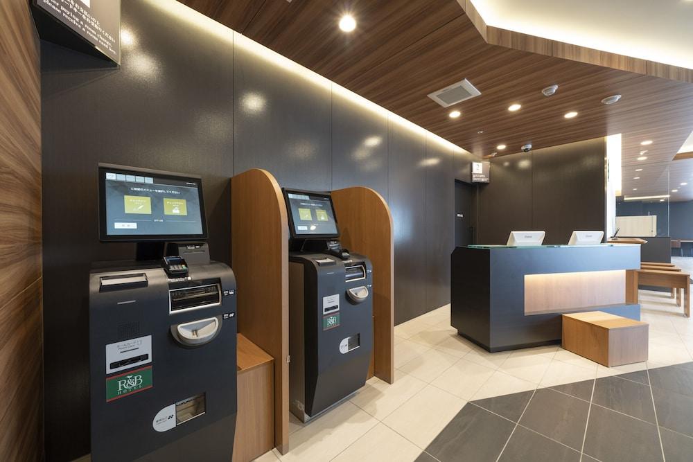 R&B Hotel Nagoya Shinkansenguchi Екстер'єр фото